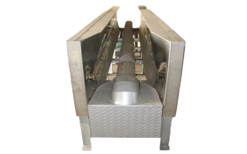 Drag chest stunning machine