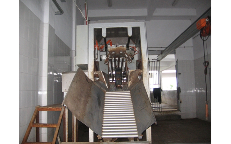 Three points tpye stunning machine(Pneumatic)